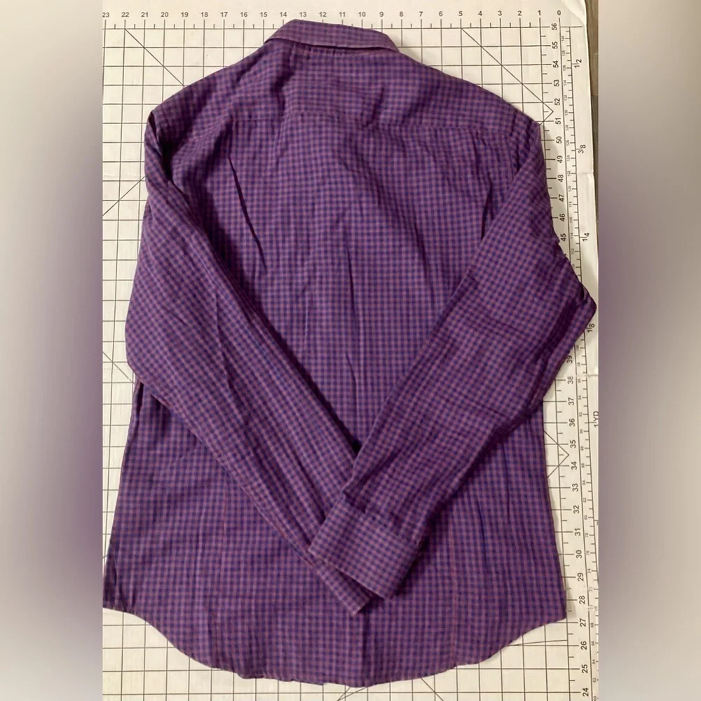 Banana Republic Men’s Medium Purple/Blue Soft Wash Tailored Slim Fit Shirt‎